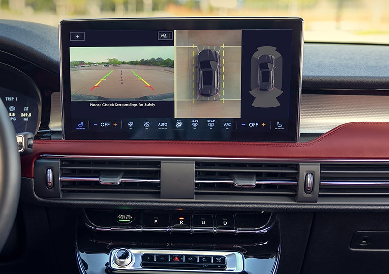 The large center touchscreen of a 2024 Lincoln Corsair® SUV is shown. | Courtesy Lincoln in Altoona PA